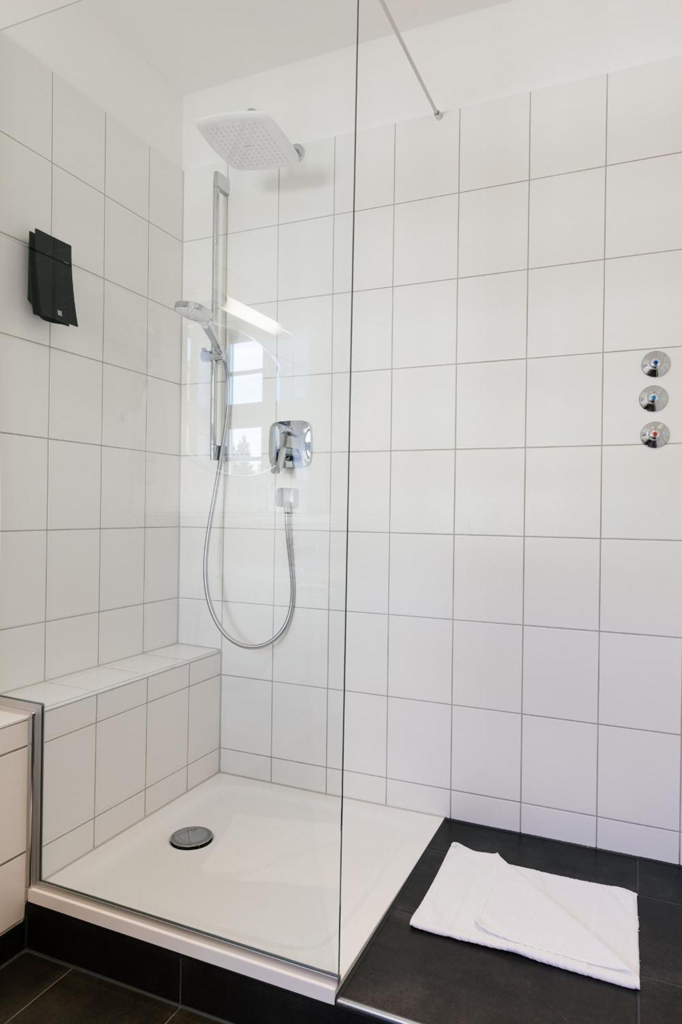 Hotel Zum Schwan Wanfried Екстер'єр фото